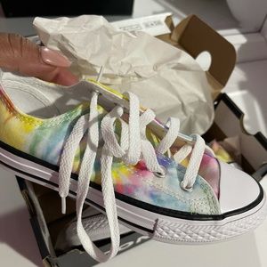 Kids Tye Dye Converse size 13